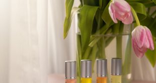 Fiale in formato prova di un olio cosmetico personalizzato
